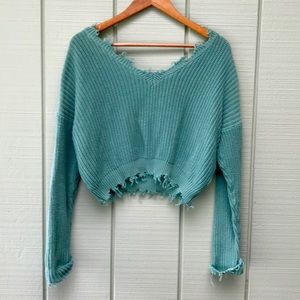 crop sweater with frayed hems, sz sm, forever 21